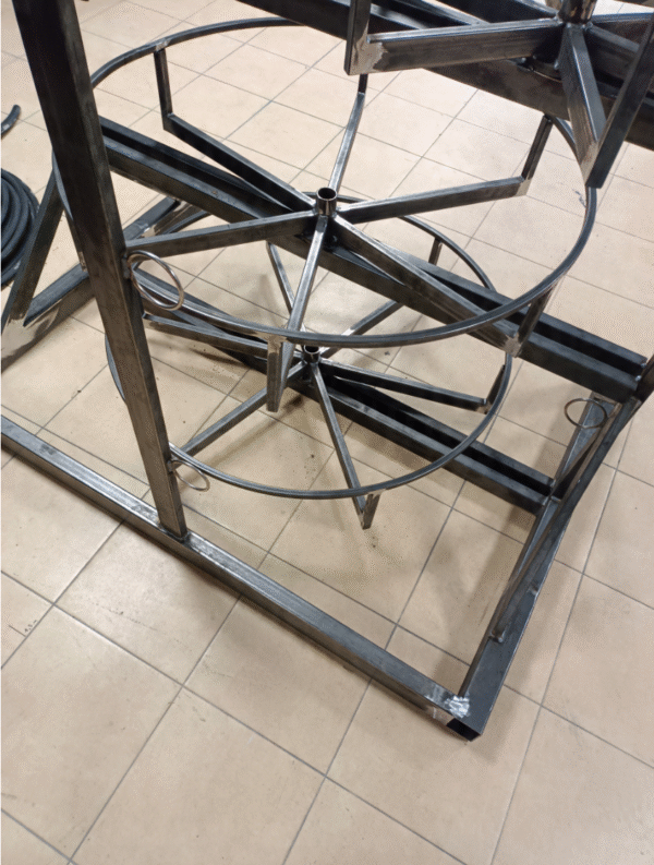 Stojak Regał na węże Hydrauliczne Obrotowe półki