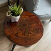 Stolik kawowy z litego drewna jesionowego – Róża Wiatrów
