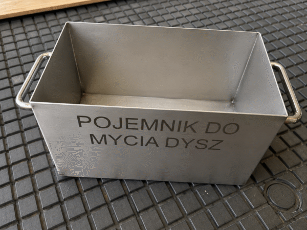 Pojemnik ze stali nierdzewnej z grawerem laserowym